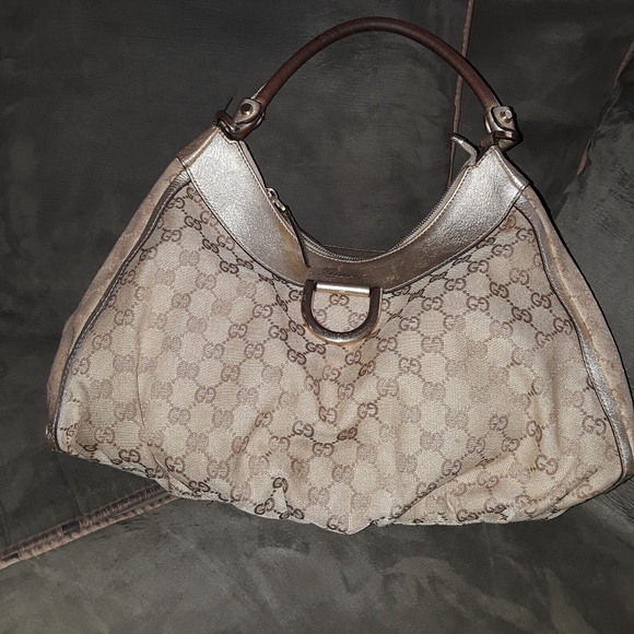 Gucci Handbags - Gucci shoulder bag